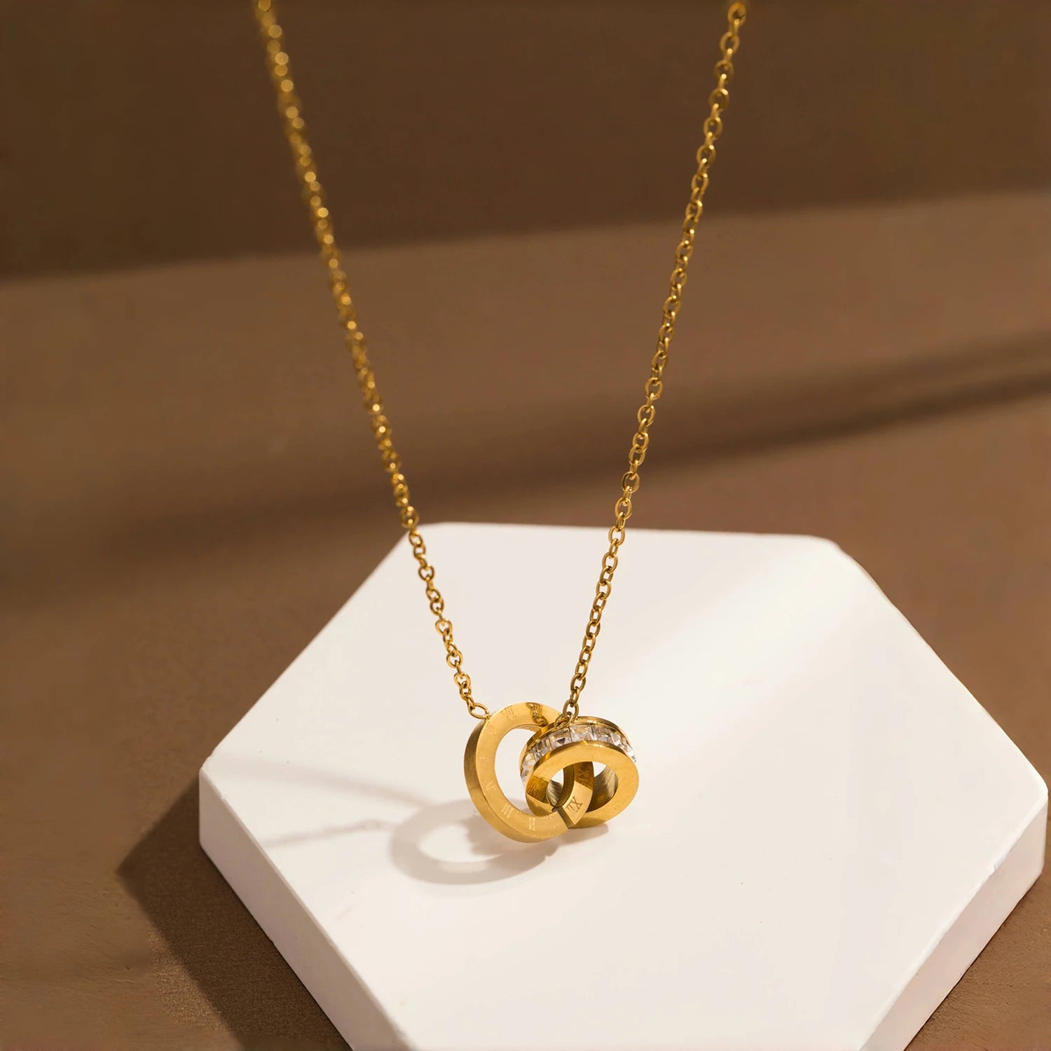 Unity Rings – Interlocking Pendant Necklace